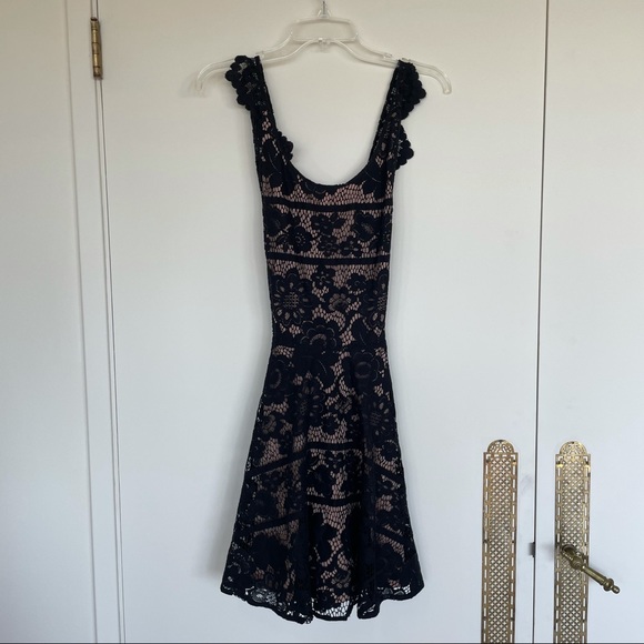 For Love and Lemons Gianna Black Lace Apron Dress - Picture 7 of 16